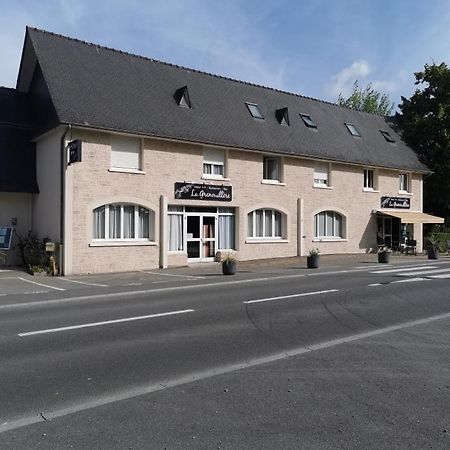 Hotel Restaurant La Grenouillere Vitre  Exterior photo